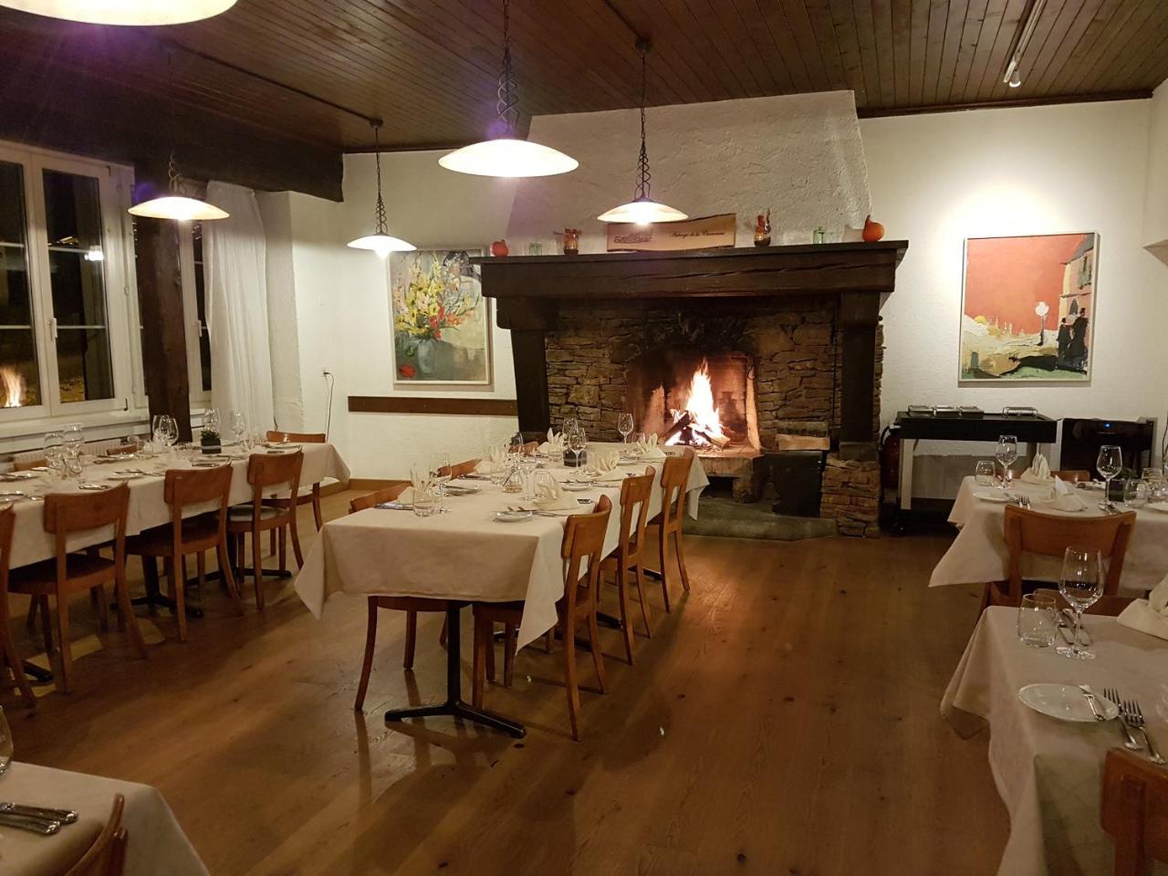 Auberge De La Couronne Saignelégier Exteriér fotografie