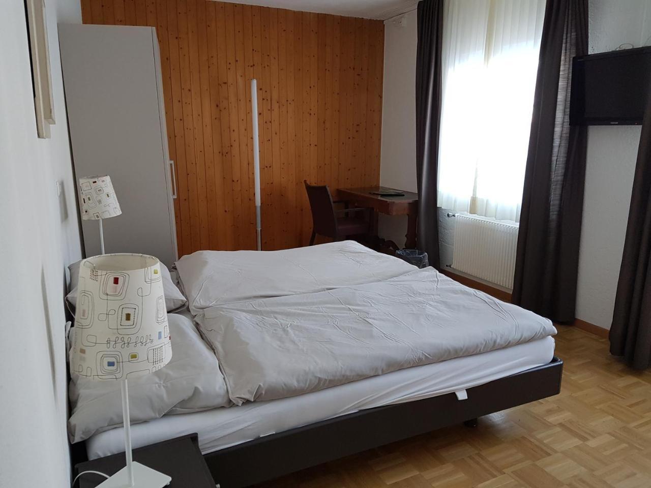 Auberge De La Couronne Saignelégier Exteriér fotografie