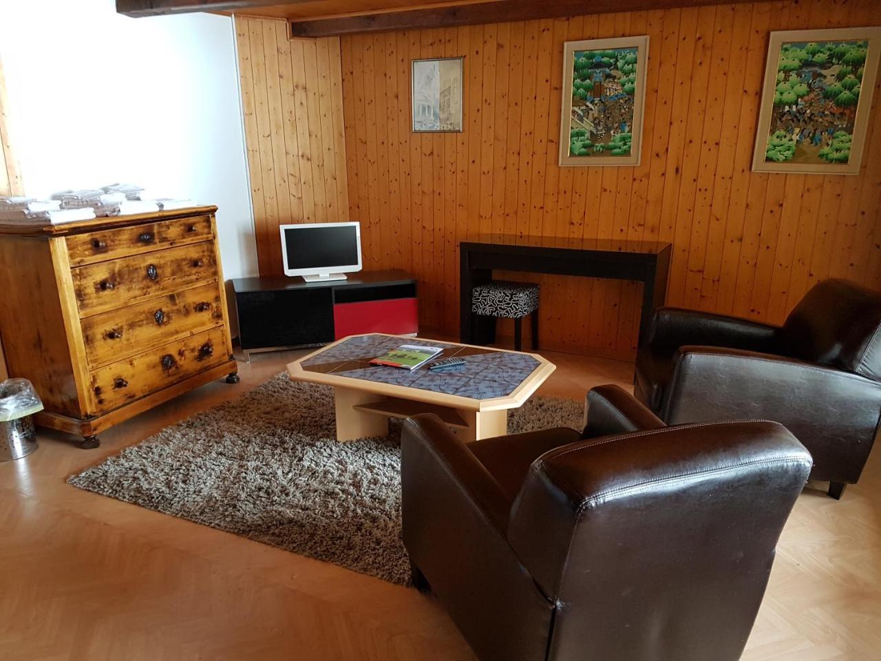 Auberge De La Couronne Saignelégier Exteriér fotografie